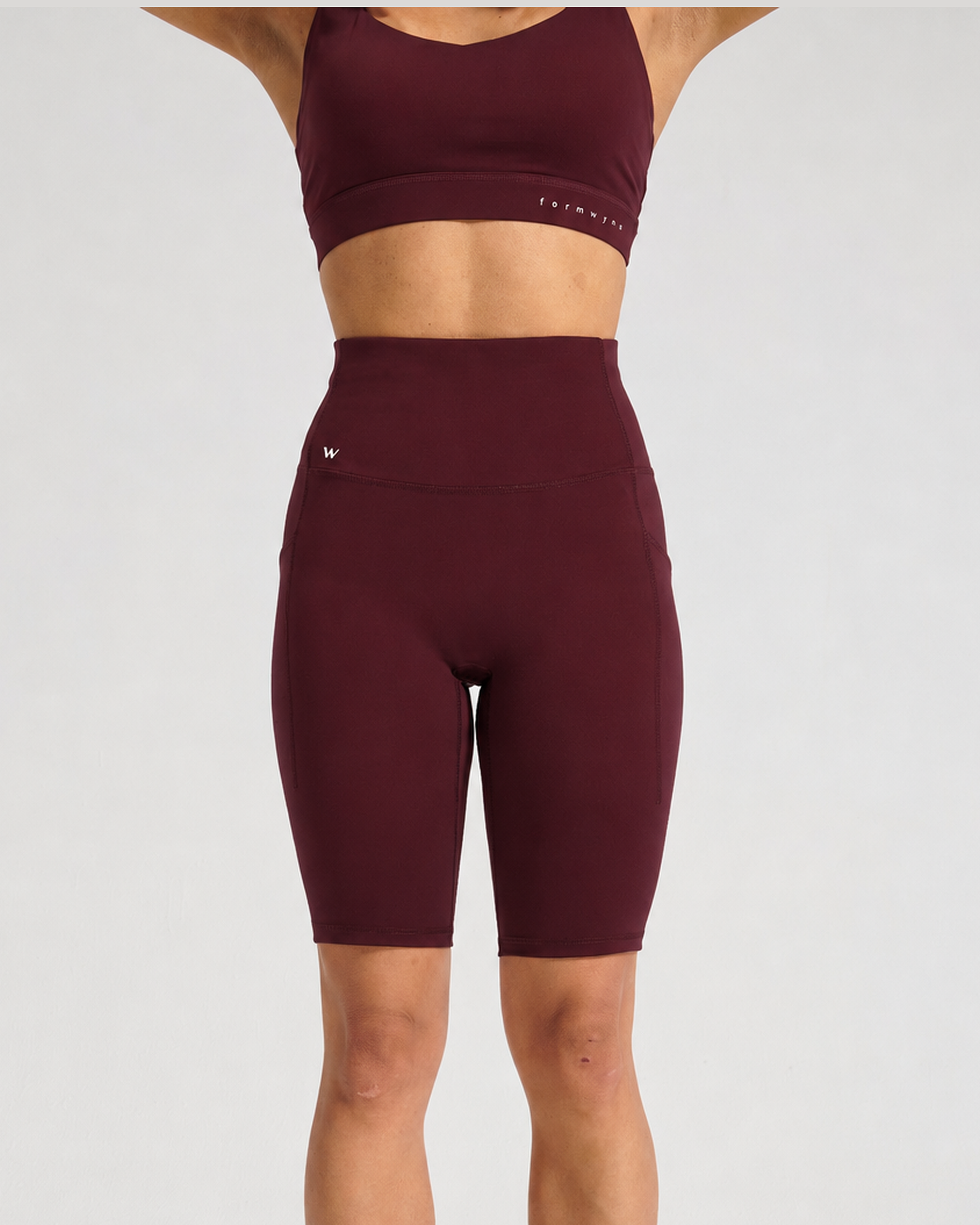 Hybrid Interval Short 5"