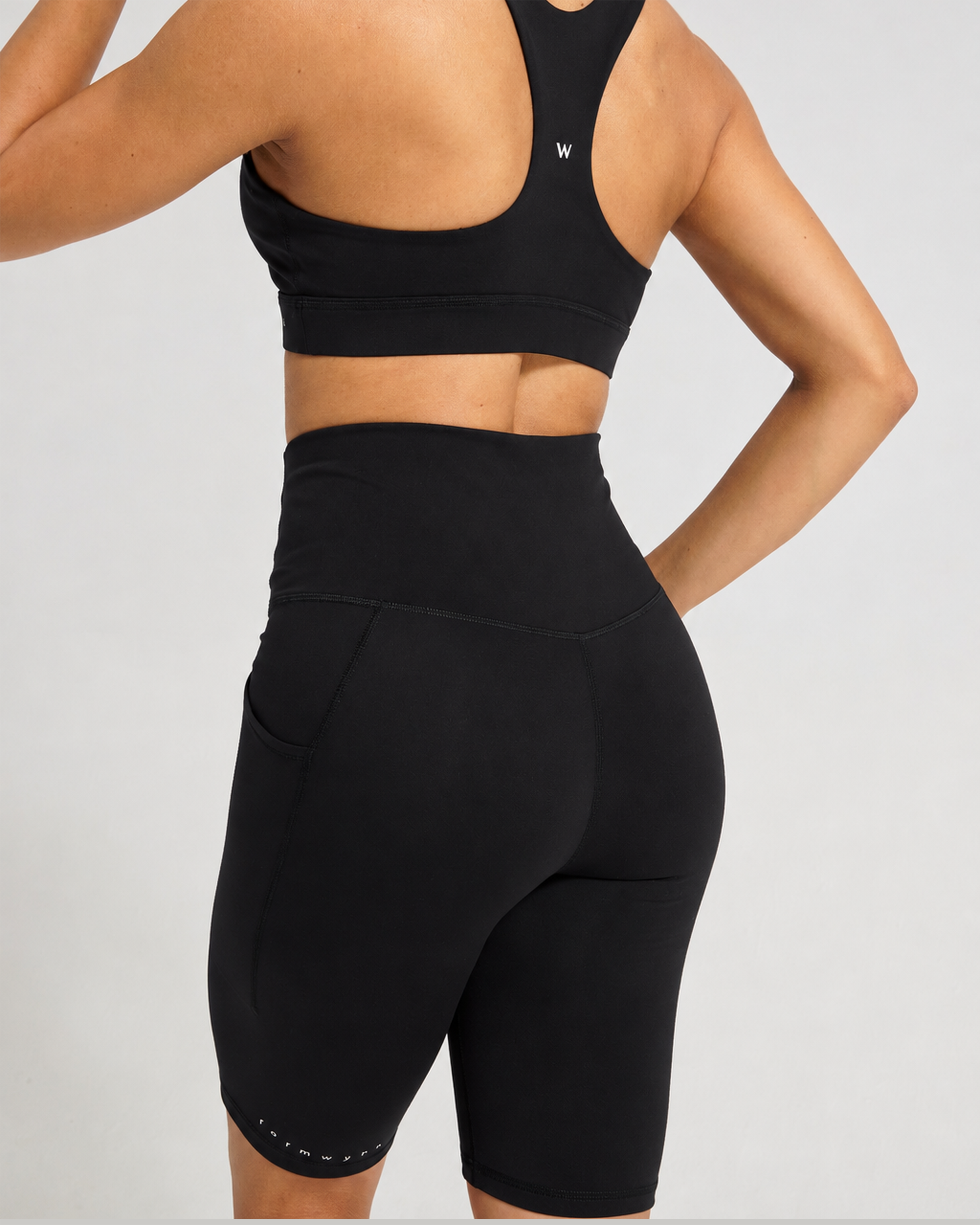 Hybrid Interval Short 5"